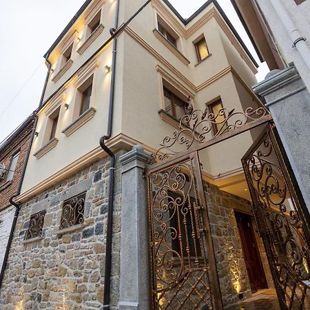 Moonlight Serenade Bed & Breakfast Korce Exterior photo